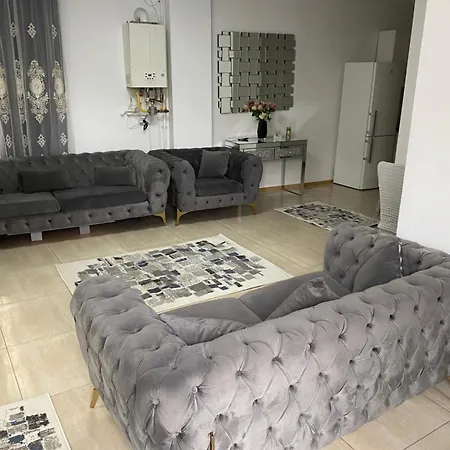 Sweet كرايوفا