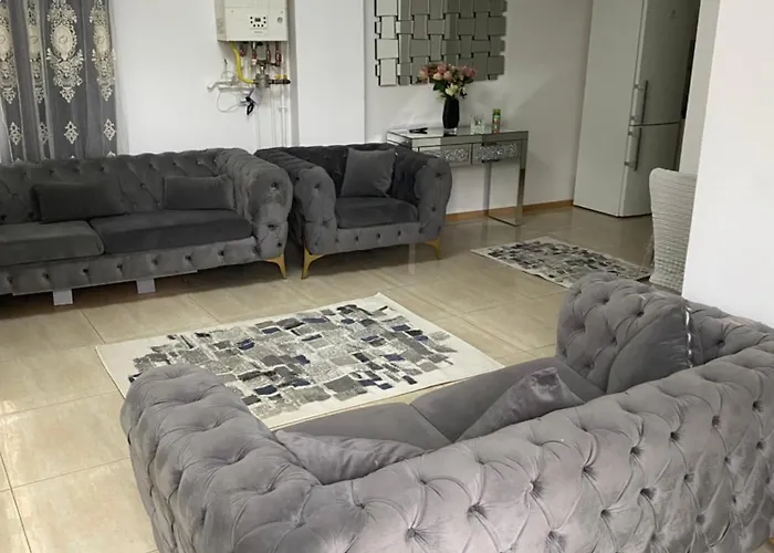 Sweet كرايوفا